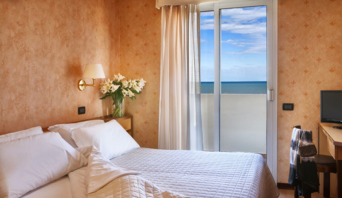 Litoraneo Suite Hotel Rimini Extérieur photo